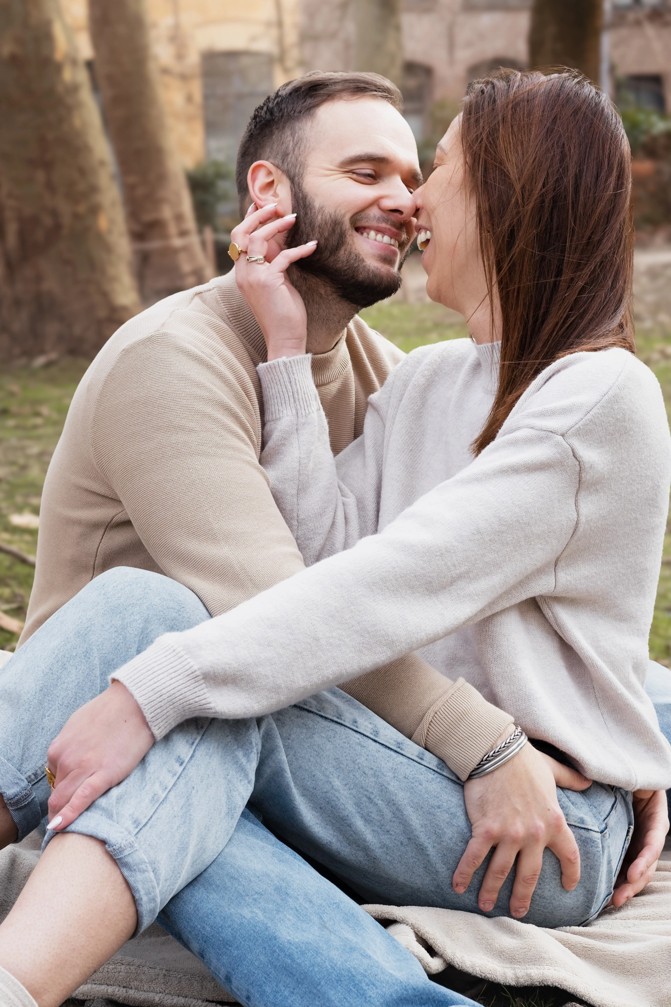 S&eacute;ance engagement Vieux Lille — Sarah et Max, &Eacute;lodie de Castro photographe