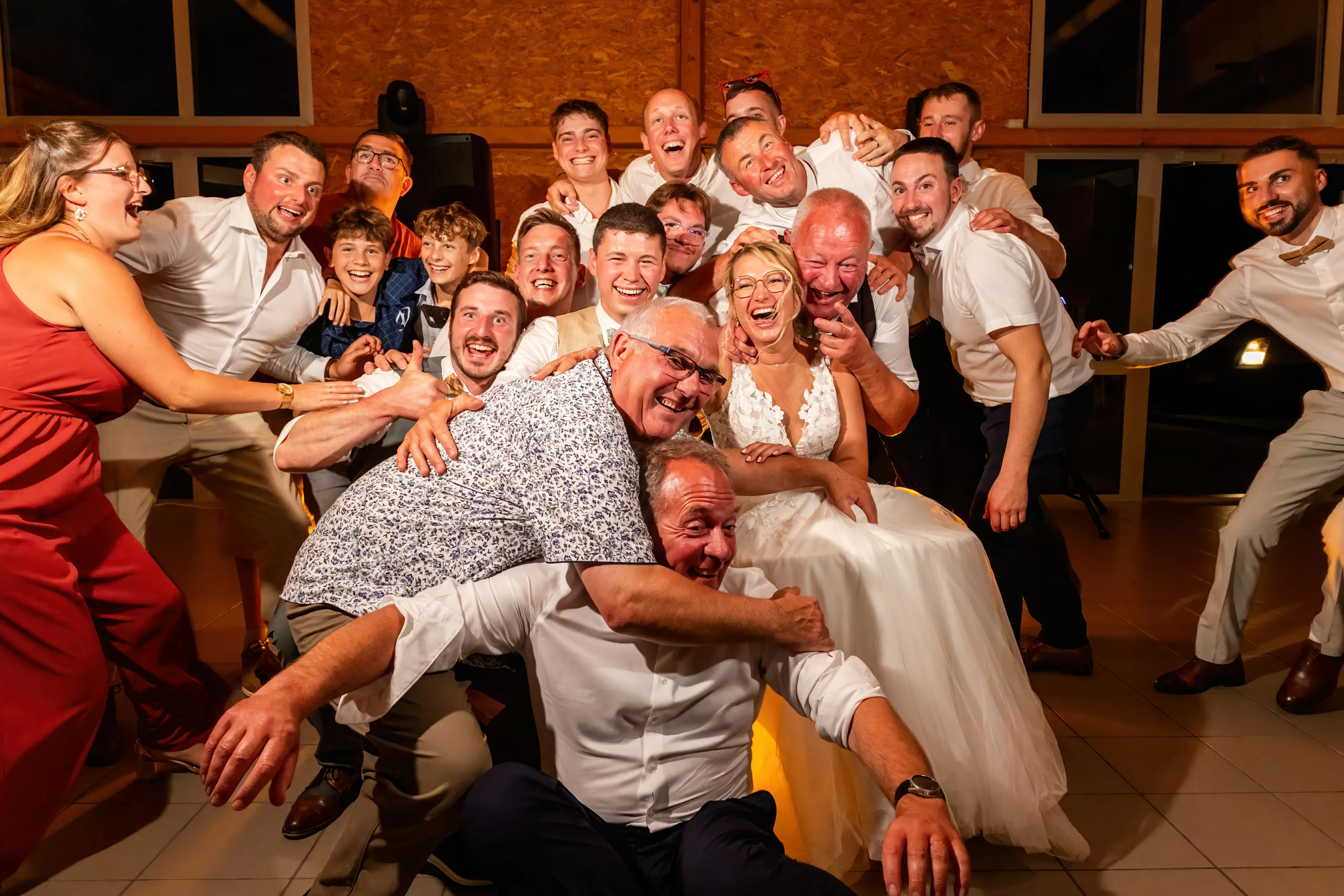 Animation soirée mariage Mauquenchy — Élodie de Castro photographe Somme